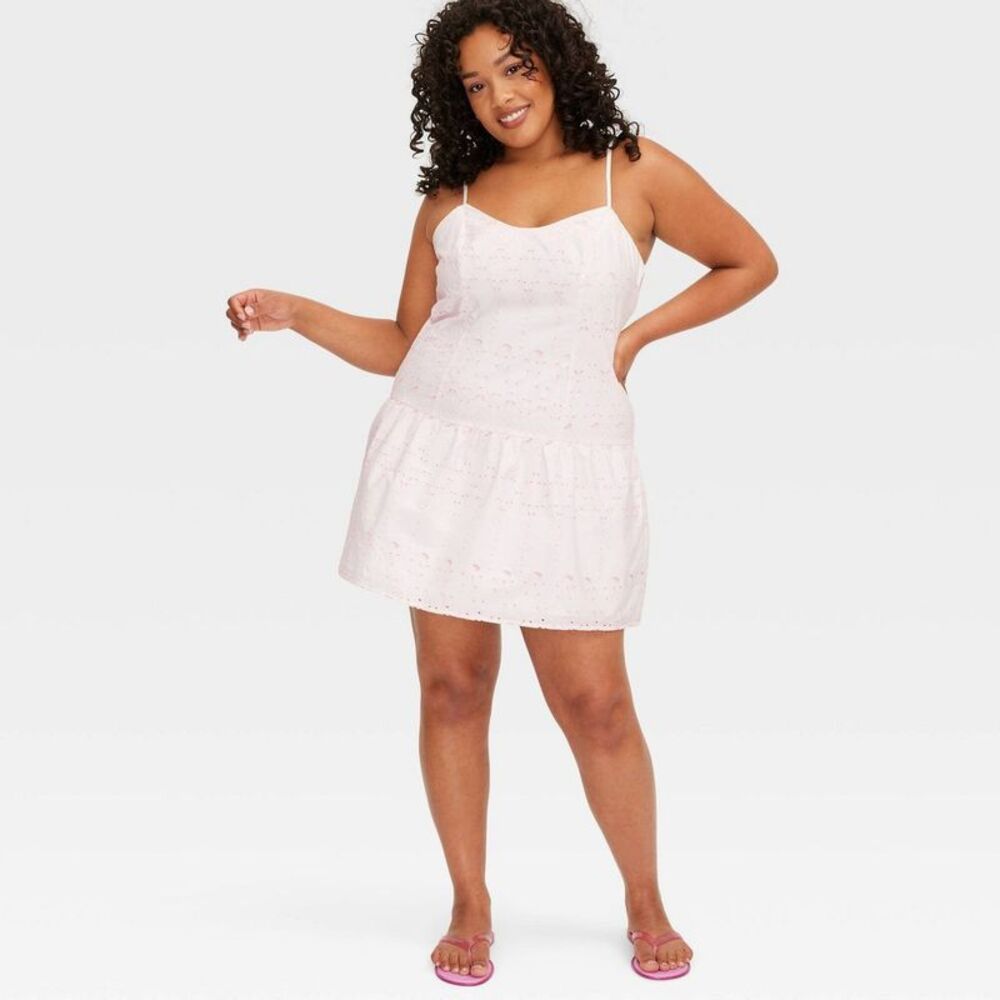 Women's Drop Waist Eyelet Mini Dress White/Lavender - Roller Rabbit 1X - Picture 3 of 4